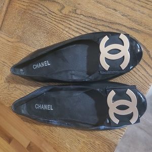 CHANEL ballerina flats